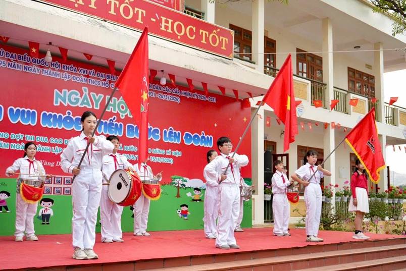 LỄ MEETING CHÀO MỪNG 26/03 - TUỔI TRẺ TỎA SÁNG